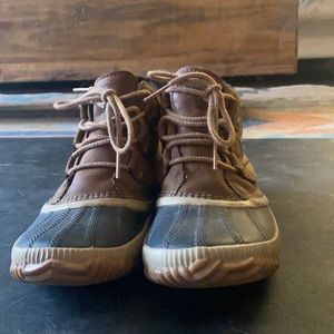 Sorel classic waterproof ankle boots